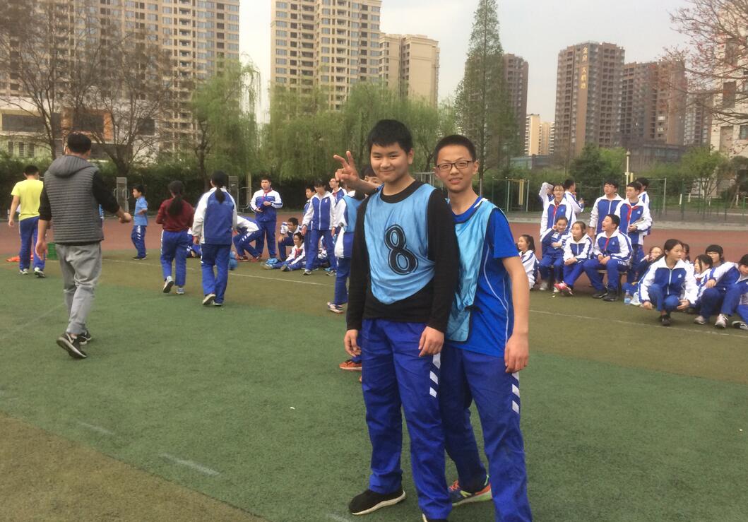 绿茵场上 风采飞扬