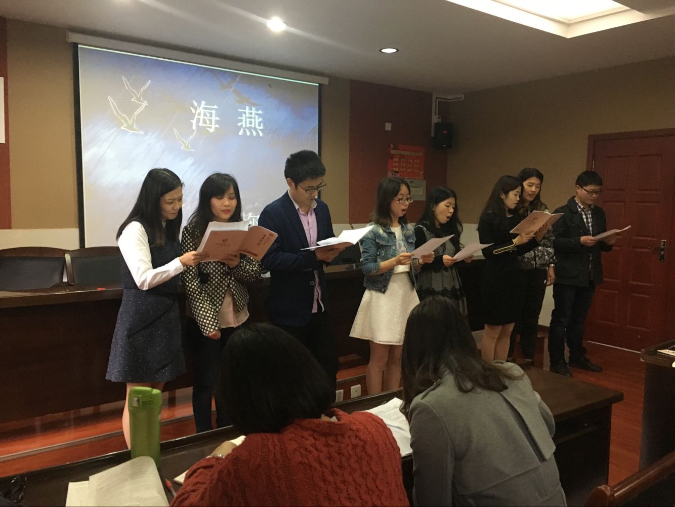我校成功举办石室天府中学2016-2017年度（下） 青年教师系列培训第四次培训