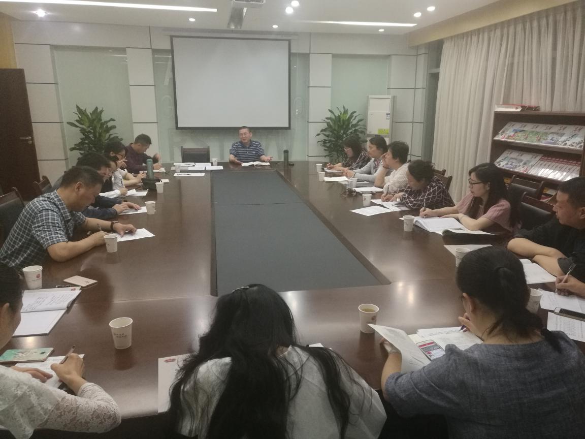 2017年高新区高考冲刺历史复习研讨会在我校召开