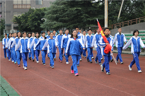 “心存感恩，回报无言”——我校举行第十三周主题升旗仪式！