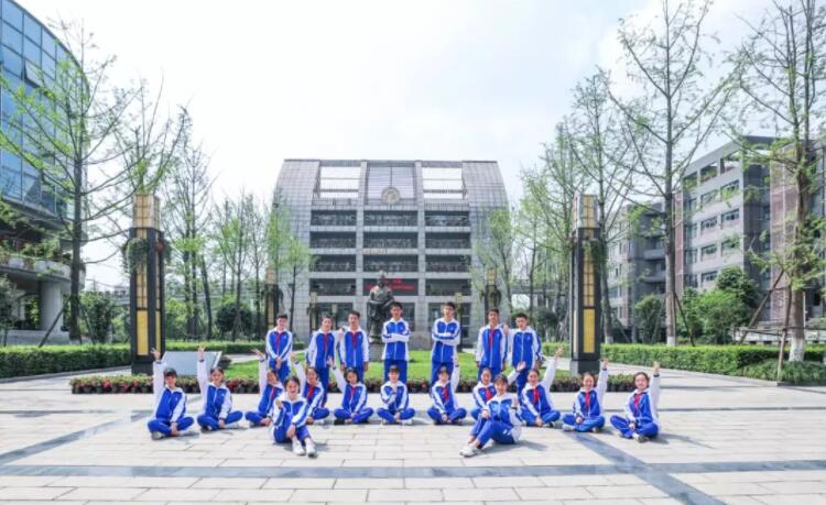 @“四天”高2021级的同学们，你有一份录取通知书待领取↓↓↓