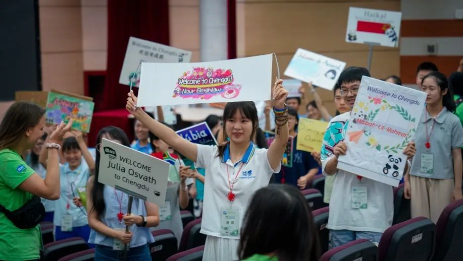 AFS STEM国际学术营-中国营 | 与14个国家的32名外国中学生，一起度过的10天研学生活~