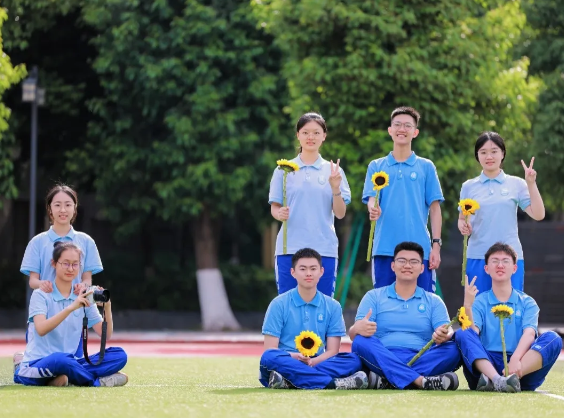 你们是星辰，不止闪耀在高考夜空——致高考查分后的你