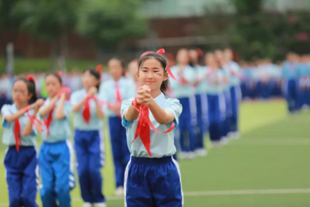 燃爆校园！石室天府第六届新生自编操选拔，青舞飞扬展风采