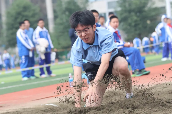 赛场"融"时刻，我们"耀"精彩！石室天府校运会高光时刻全纪录