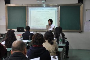 国际部举行2012年春季班家长会