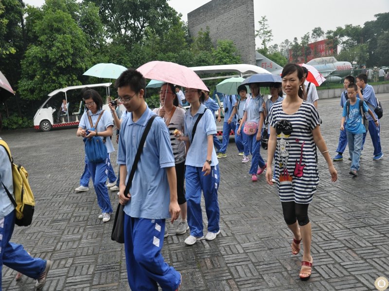 成都石室天府中学红色之旅之建川博物馆之行