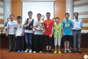 热烈祝贺我校学生在全国青少年教育机器人奥林匹克竞赛中荣获四个一等奖