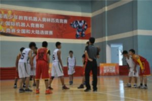 “精诚团结 勇于拼搏” 记我校参加成都市第三届中学篮球传统校联赛