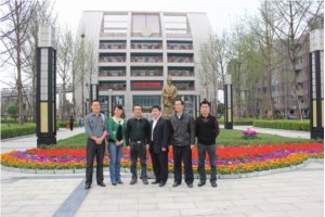 省知名教育教学专家杨俊老师到我校进行班主任工作指导