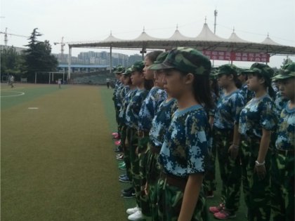 进击的六排