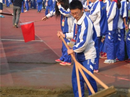 成都市石室天府中学第四届校运会独特风景线