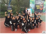 喜      报—— 热烈祝贺我校健美操队在2015年成都高新区中小学校园足球啦啦操比赛中取得荣获佳绩！