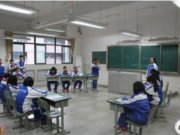 成都石室天府中学 “睿辩青春”主题辩论赛9进4四场比赛顺利进行