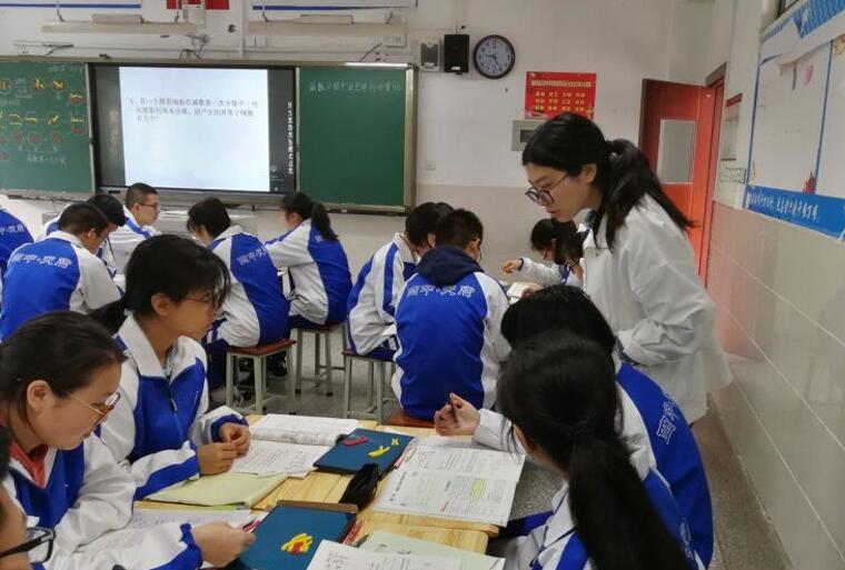 生物组成功举行第3次成都市生物菜单培训